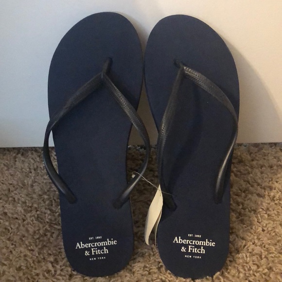 abercrombie & fitch flip flops